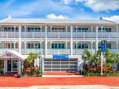 Terraces Cairns