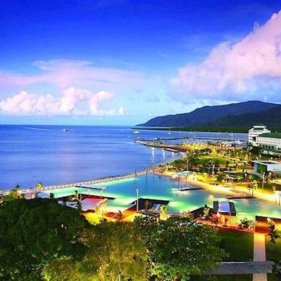 Khách sạn Plaza Cairns