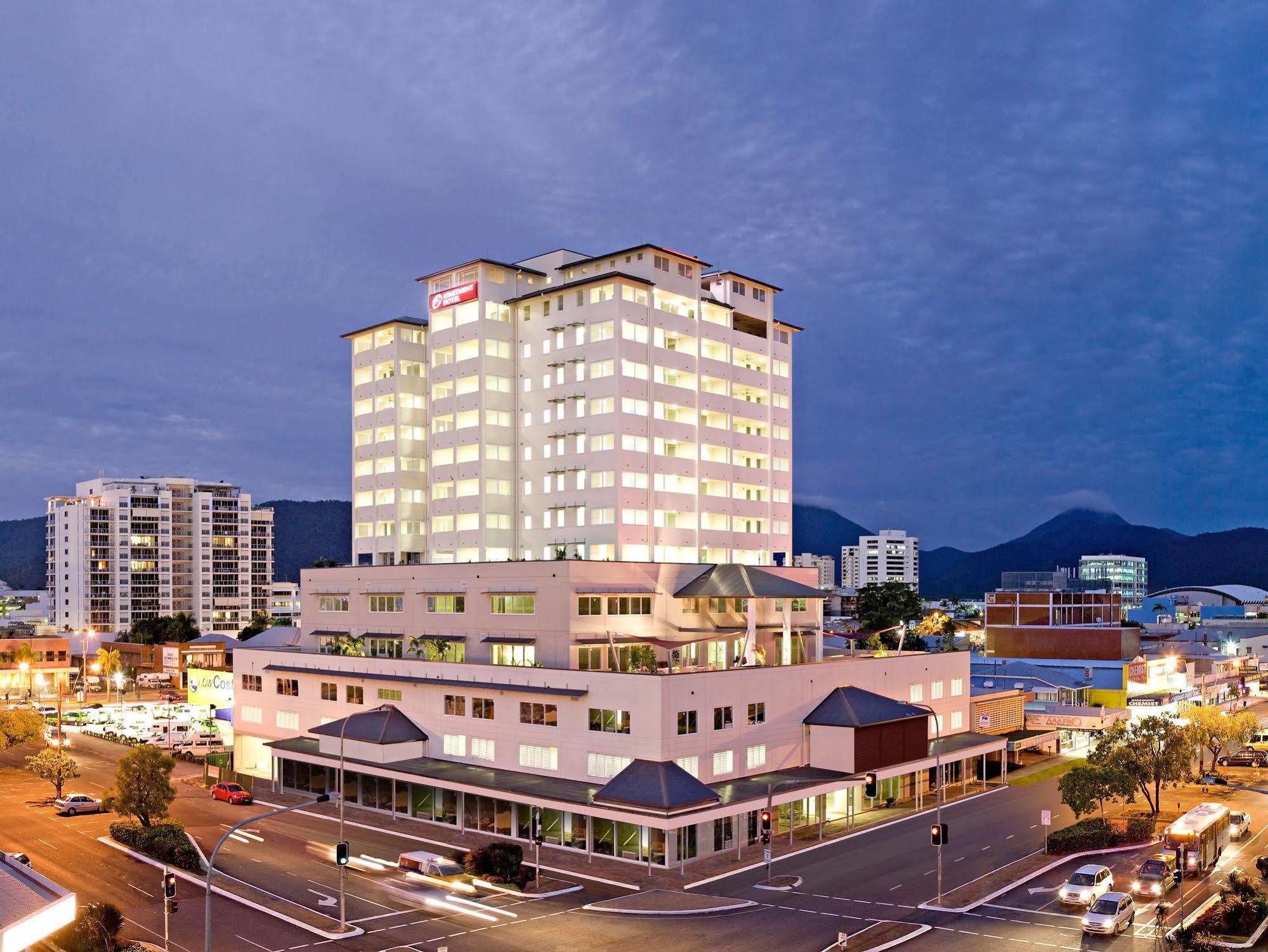 Plaza Official Cairns