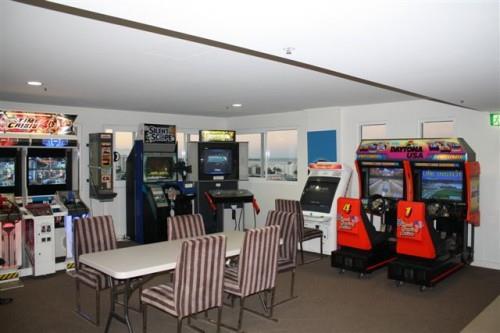 Aparthotel Plaza Official