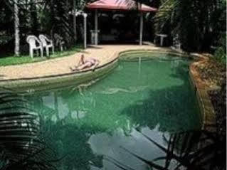Nhà nghỉ Reef & 3*