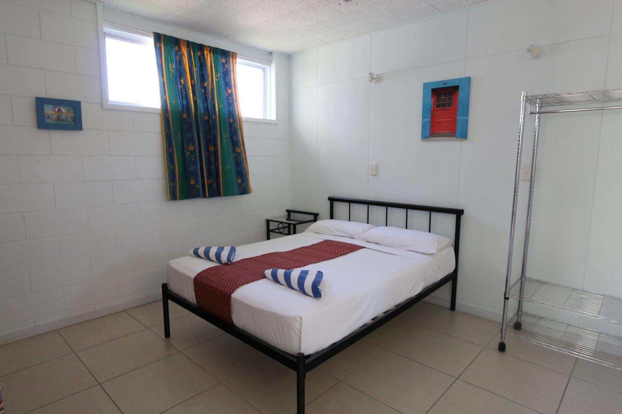 Caravella Backpackers *