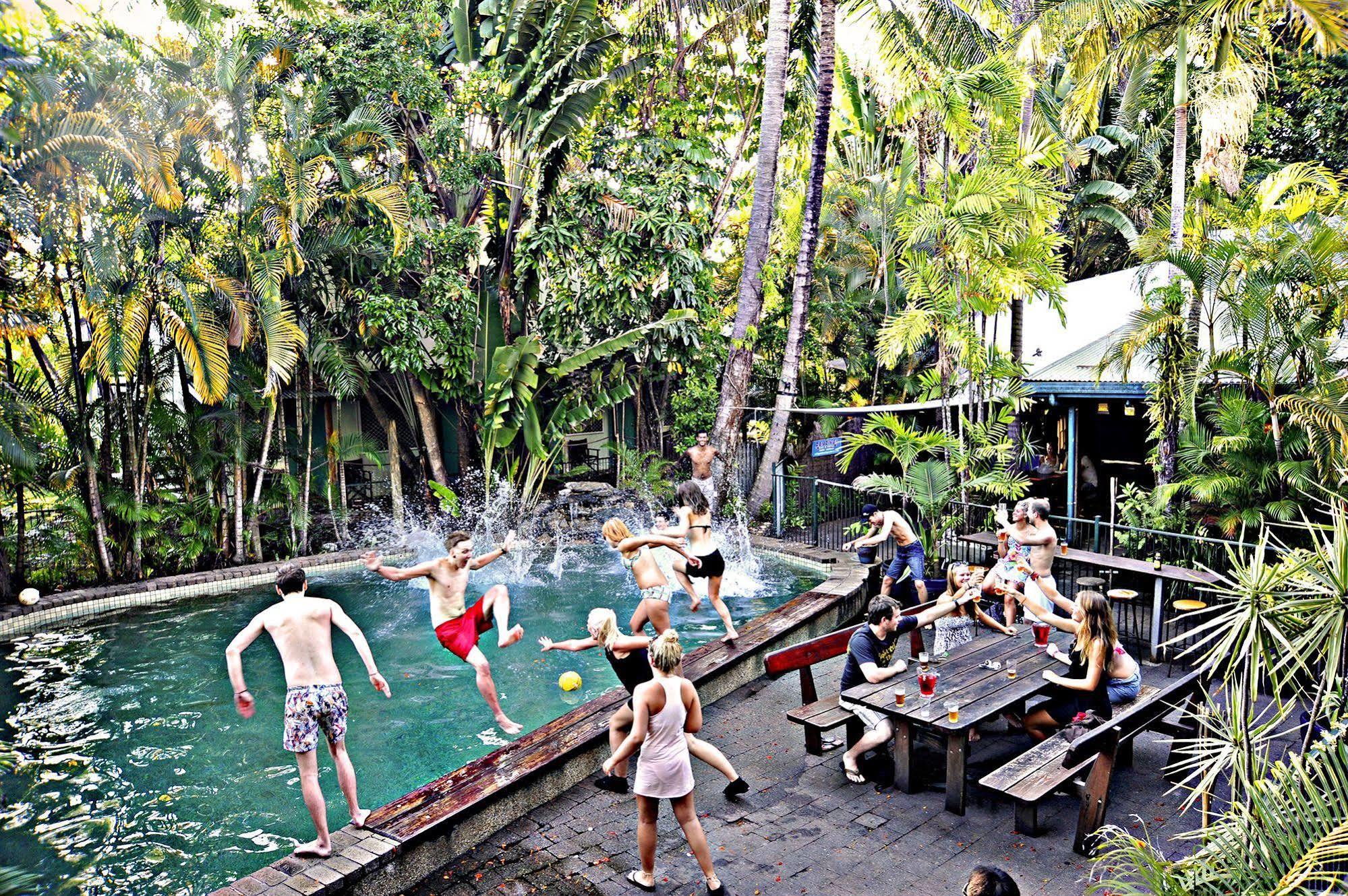 Why Not Backpackers Cairns