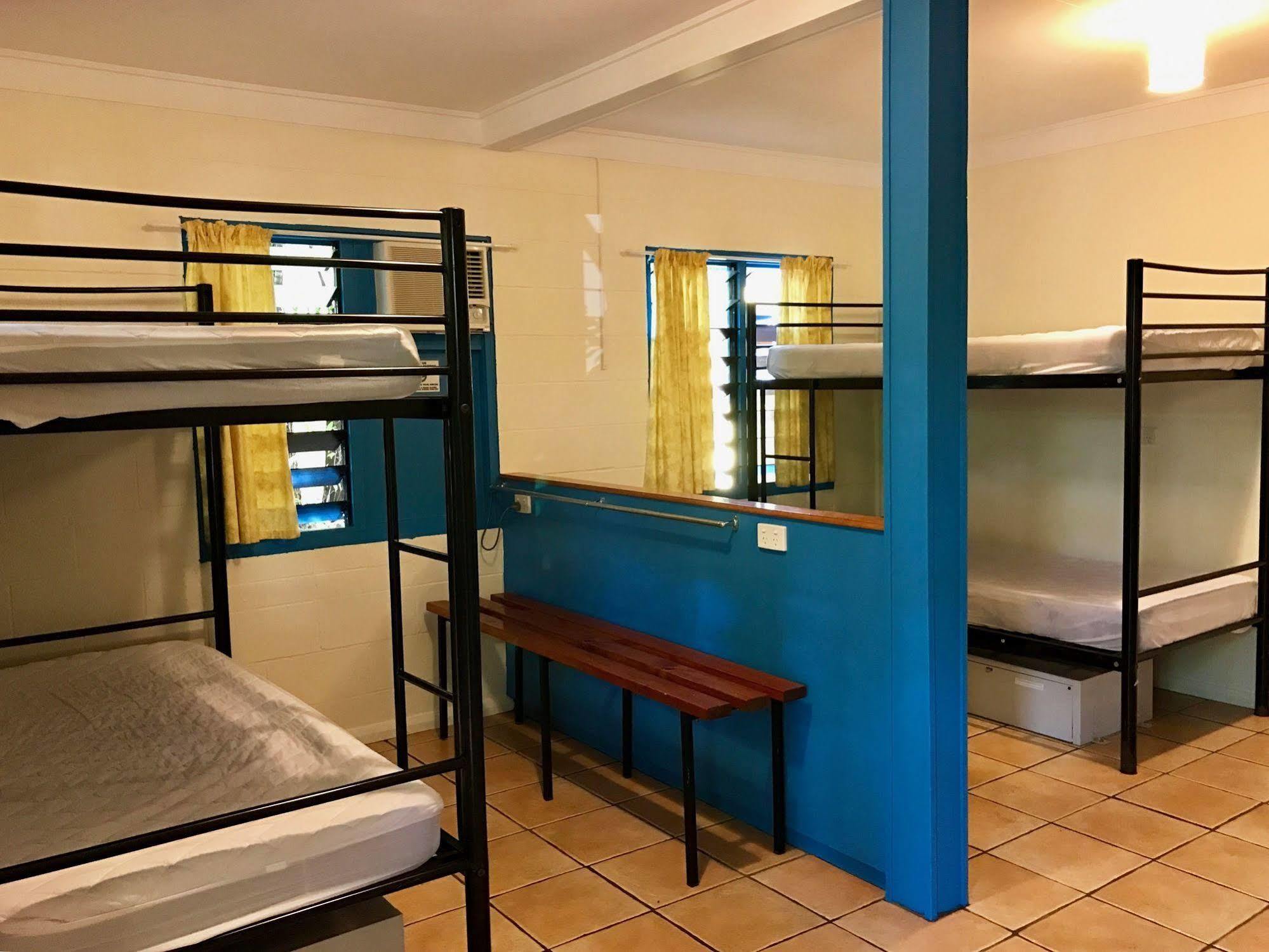 Hostel Why Not Backpackers Cairns