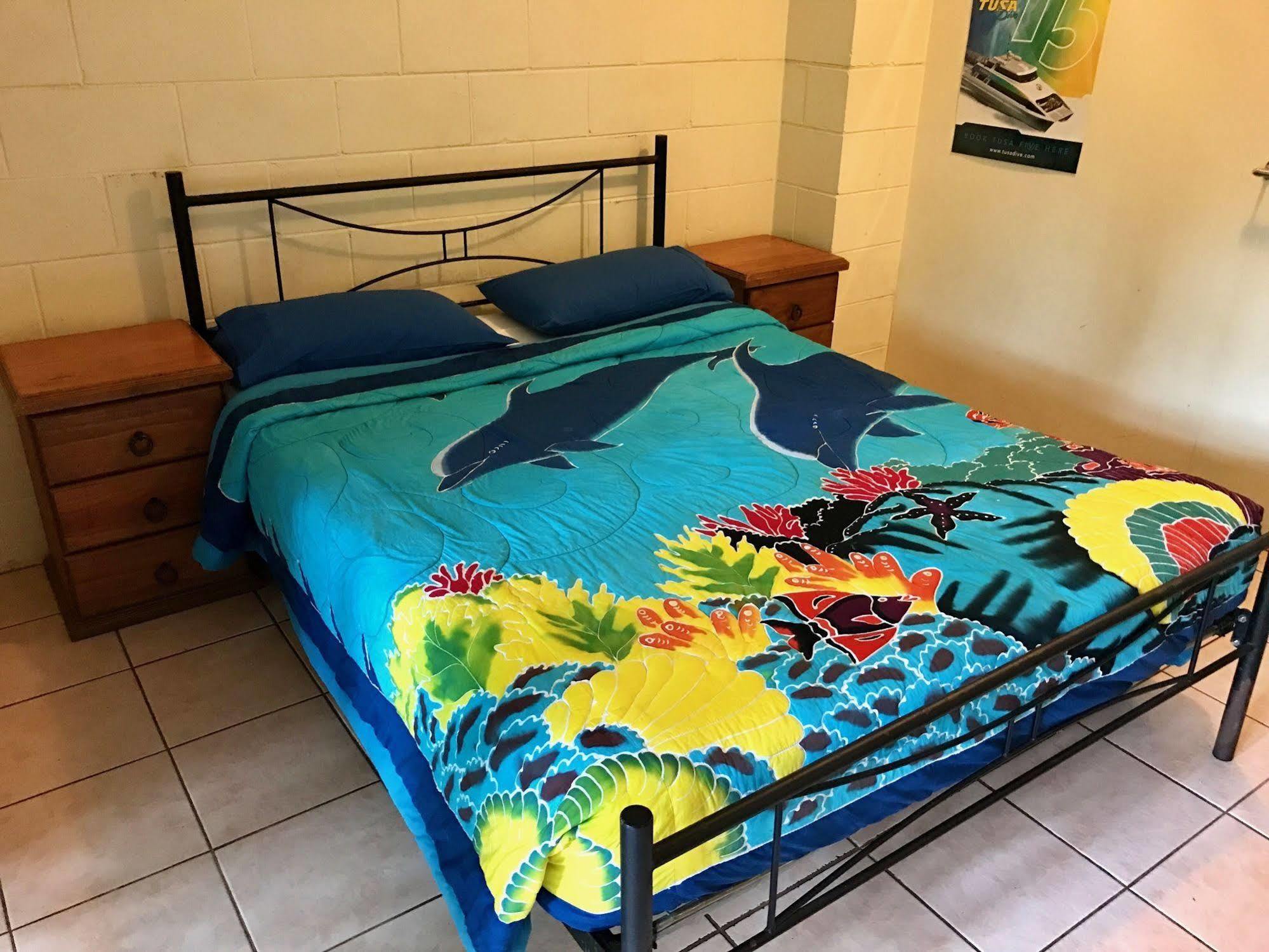 Hostel Why Not Backpackers *