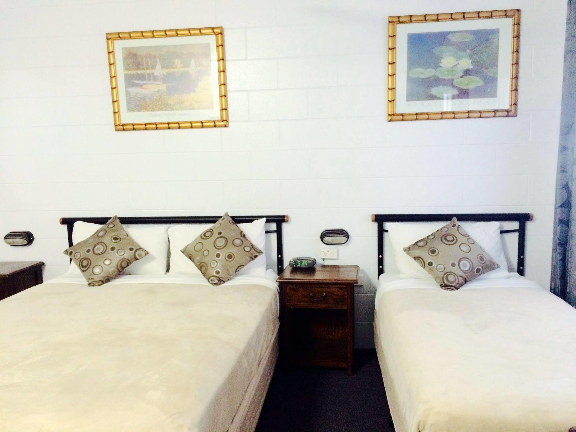 Motel South