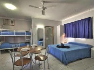 Sunland Leisure Park 4*