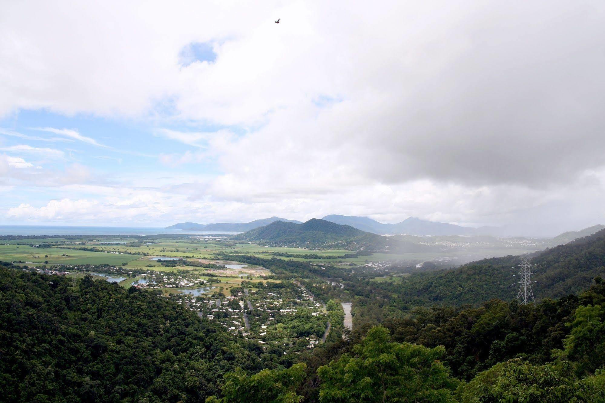 Aparthotel Cairns Beach Resort 4*