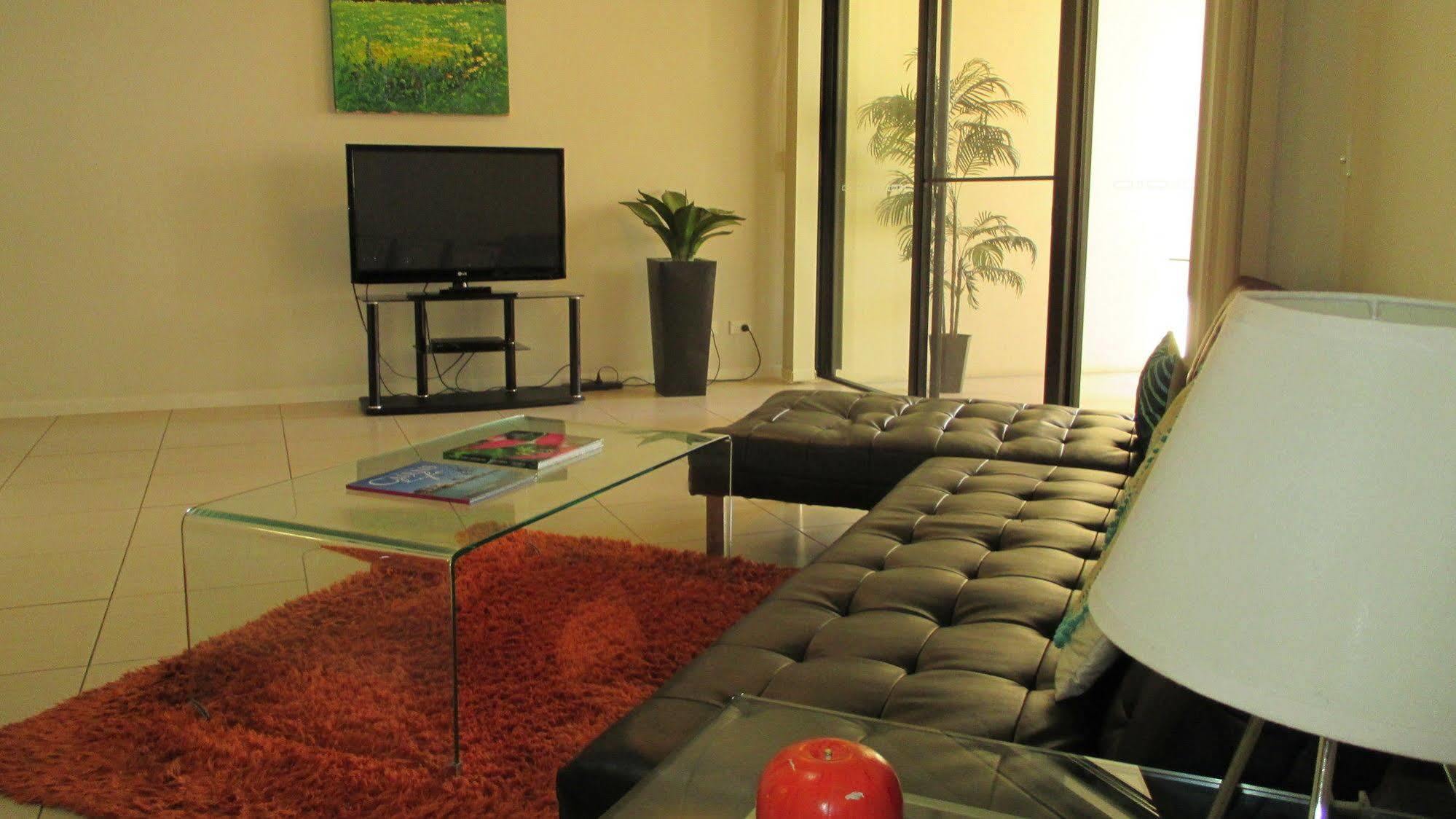 Edge Aparthotel