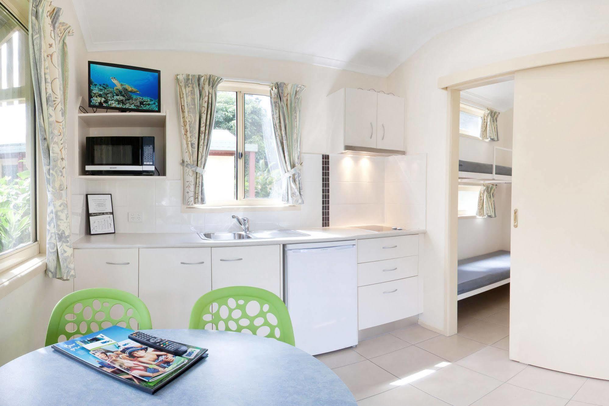 Hotel Big4 Crystal Cascades 4*