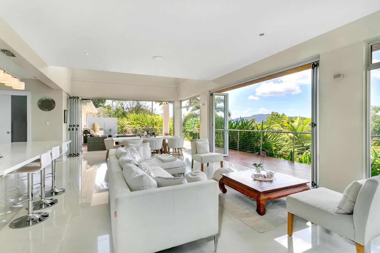 Hilltop Rainforest Retreat