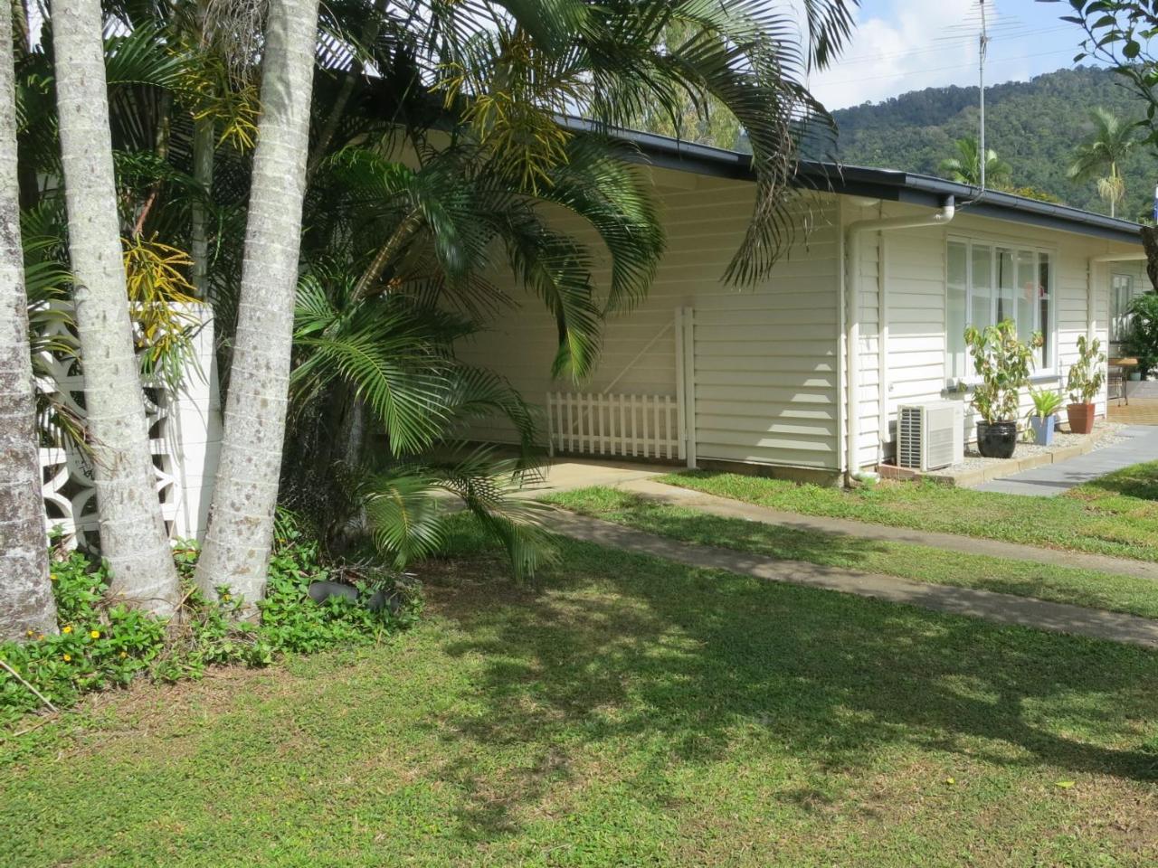 Edge Hill Oasis: Retreat * Cairns