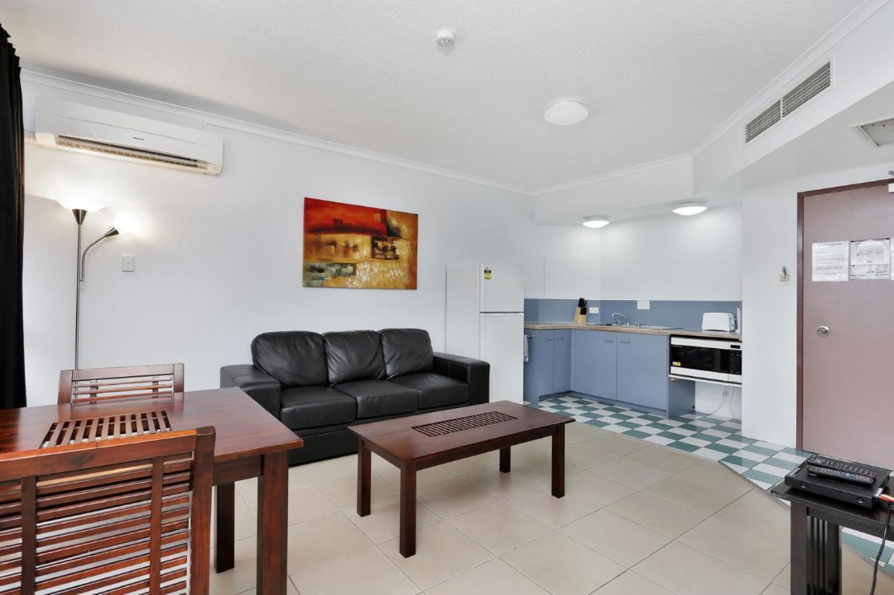 Sunshine Tower Hotel 4*
