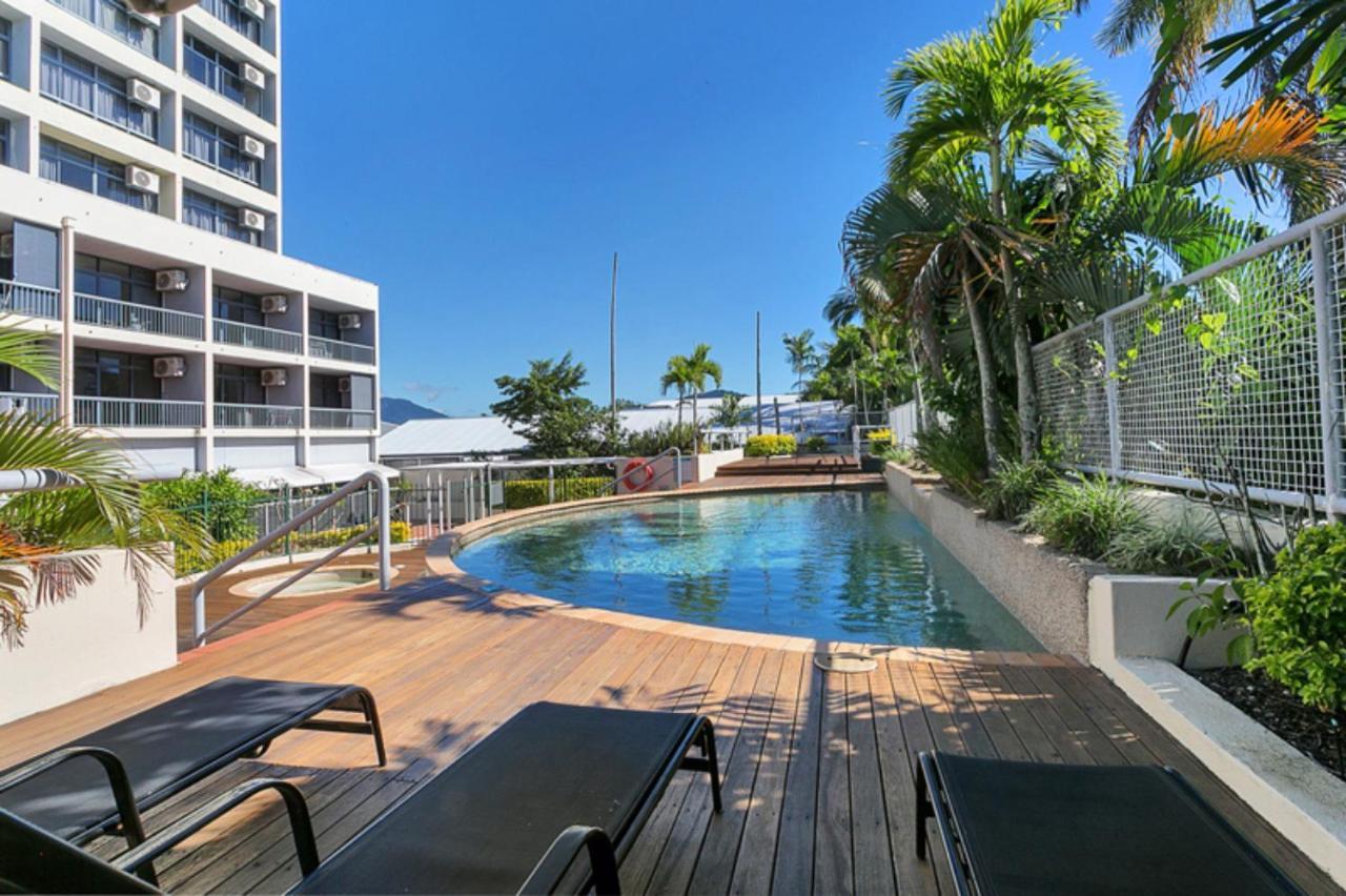Hotel Sunshine Tower 4*