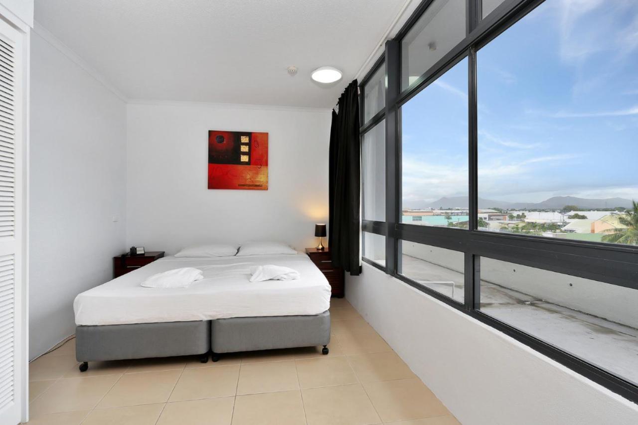Hotel Sunshine Tower 4*
