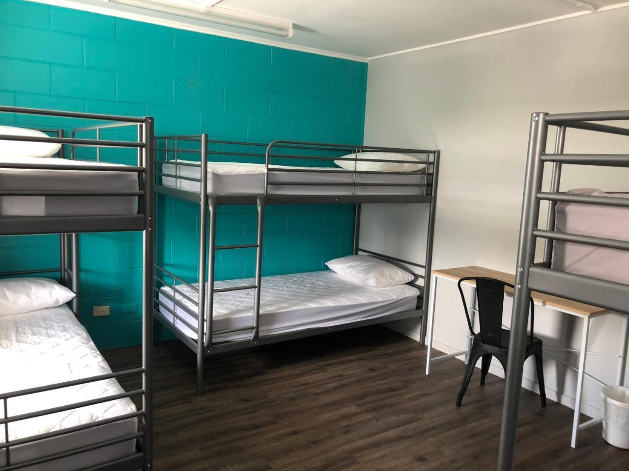 Reef Backpackers Albergue
