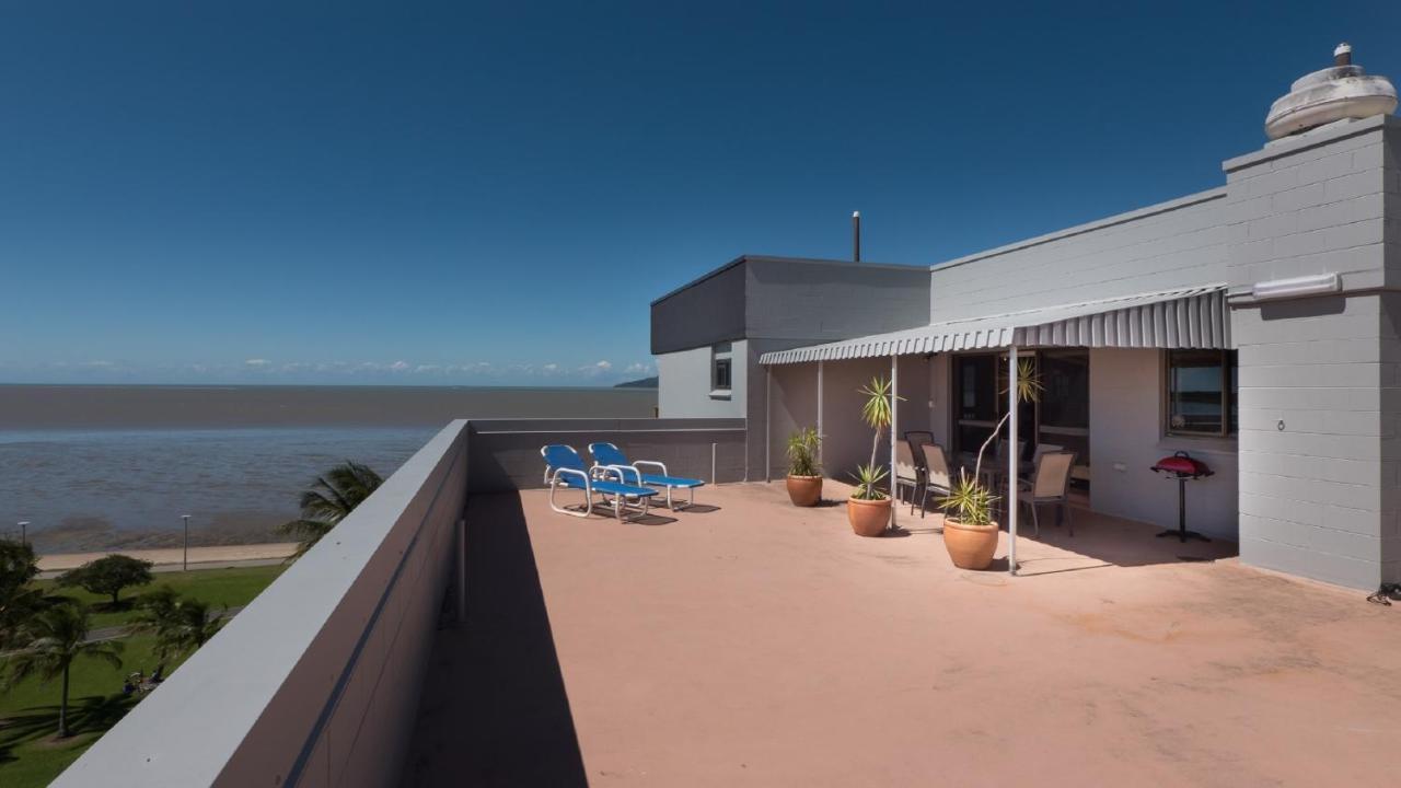 Coral Towers 4*