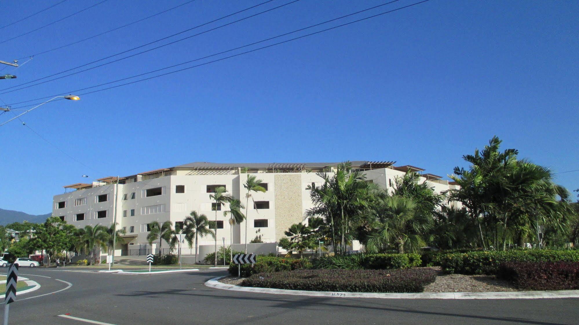 Edge 4* Cairns