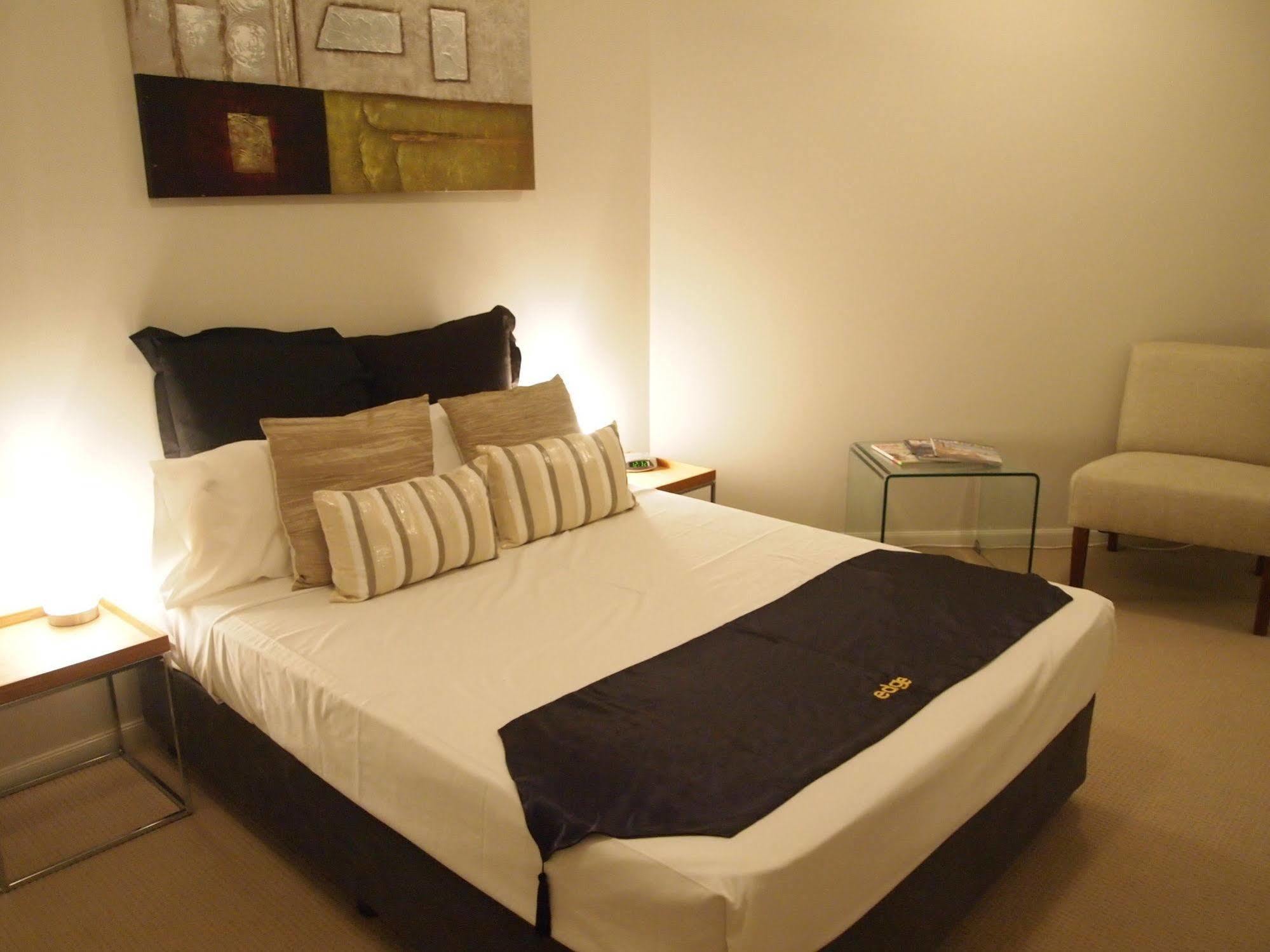 Edge Aparthotel