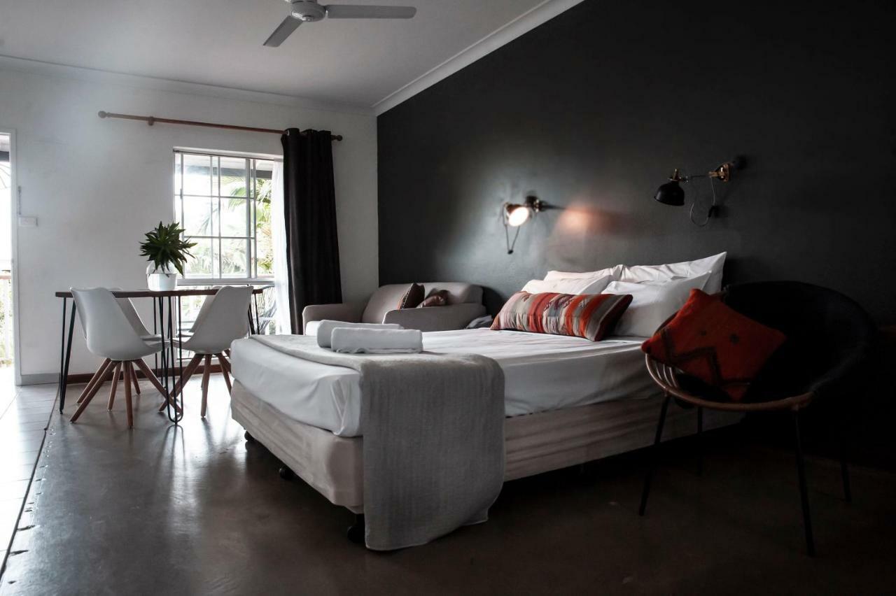 Nomad Aparthotel 3*