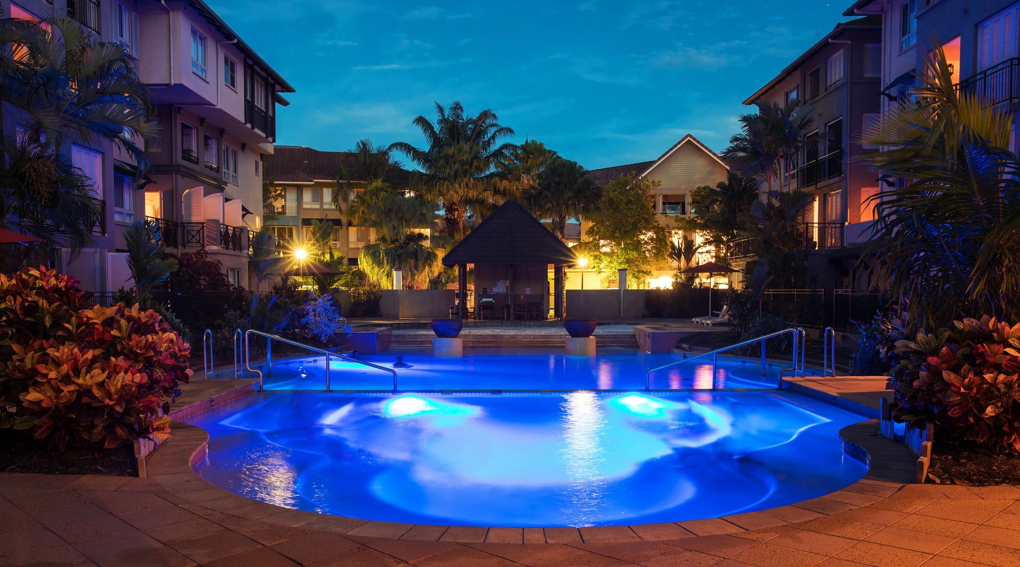 The Lakes Cairns