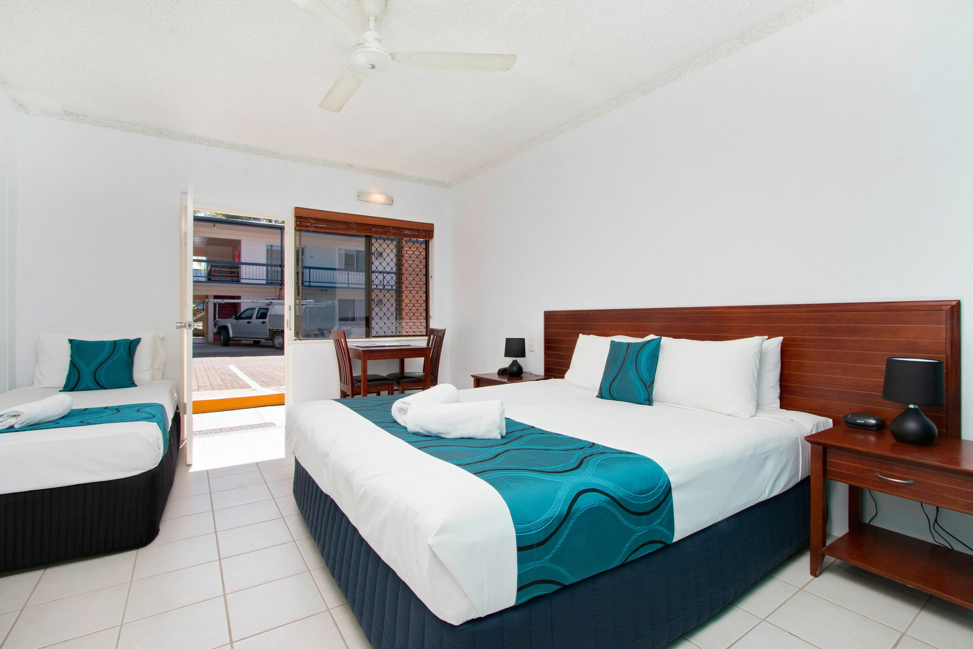 Palms 4*