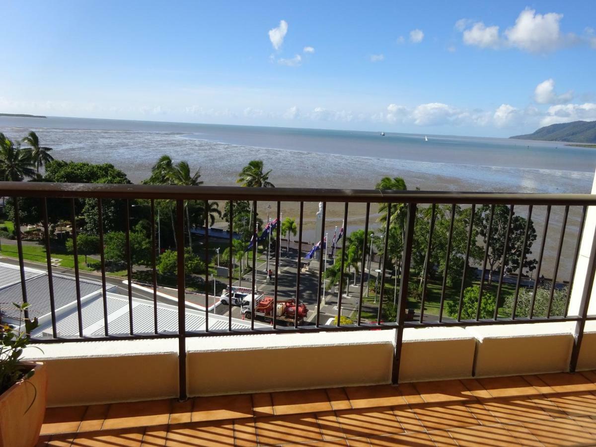 Apartment Esplanade Ocean Views *