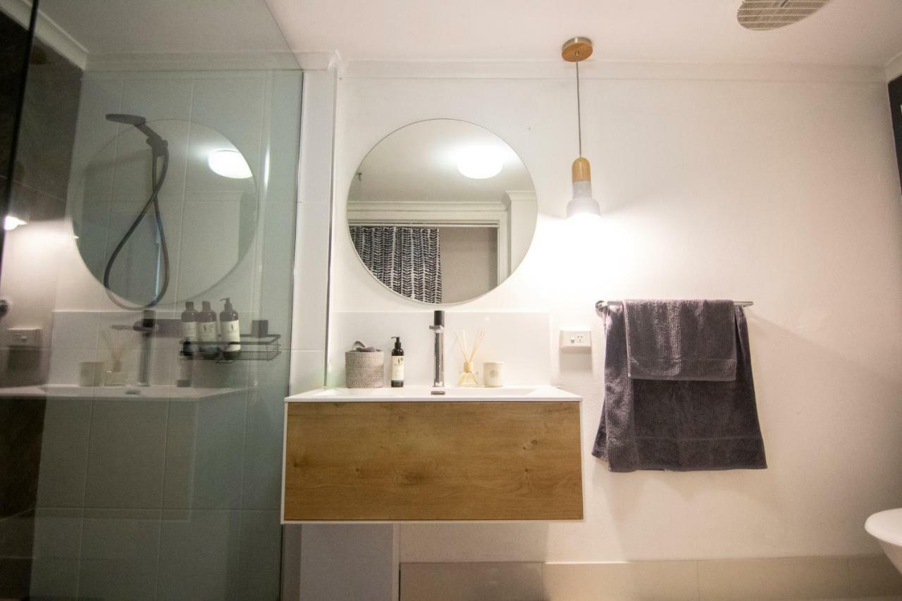 66 Martyn Street * Cairns
