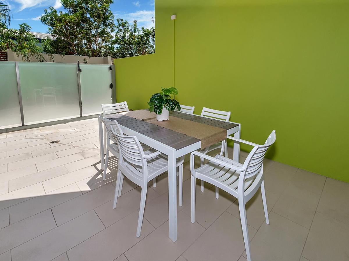 Stunning Ground Floor 104 Apartment Cairns