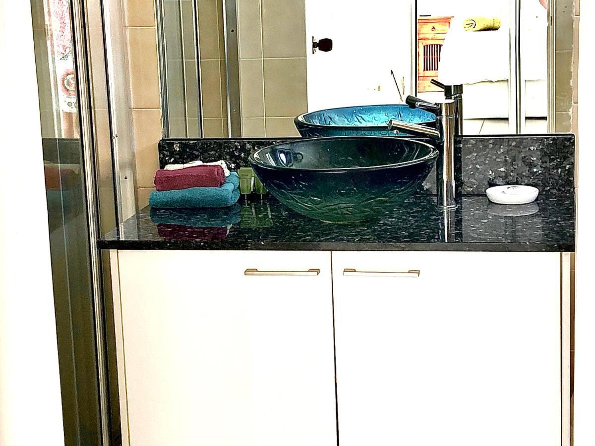 Esplanade Ocean Views Apartment Cairns