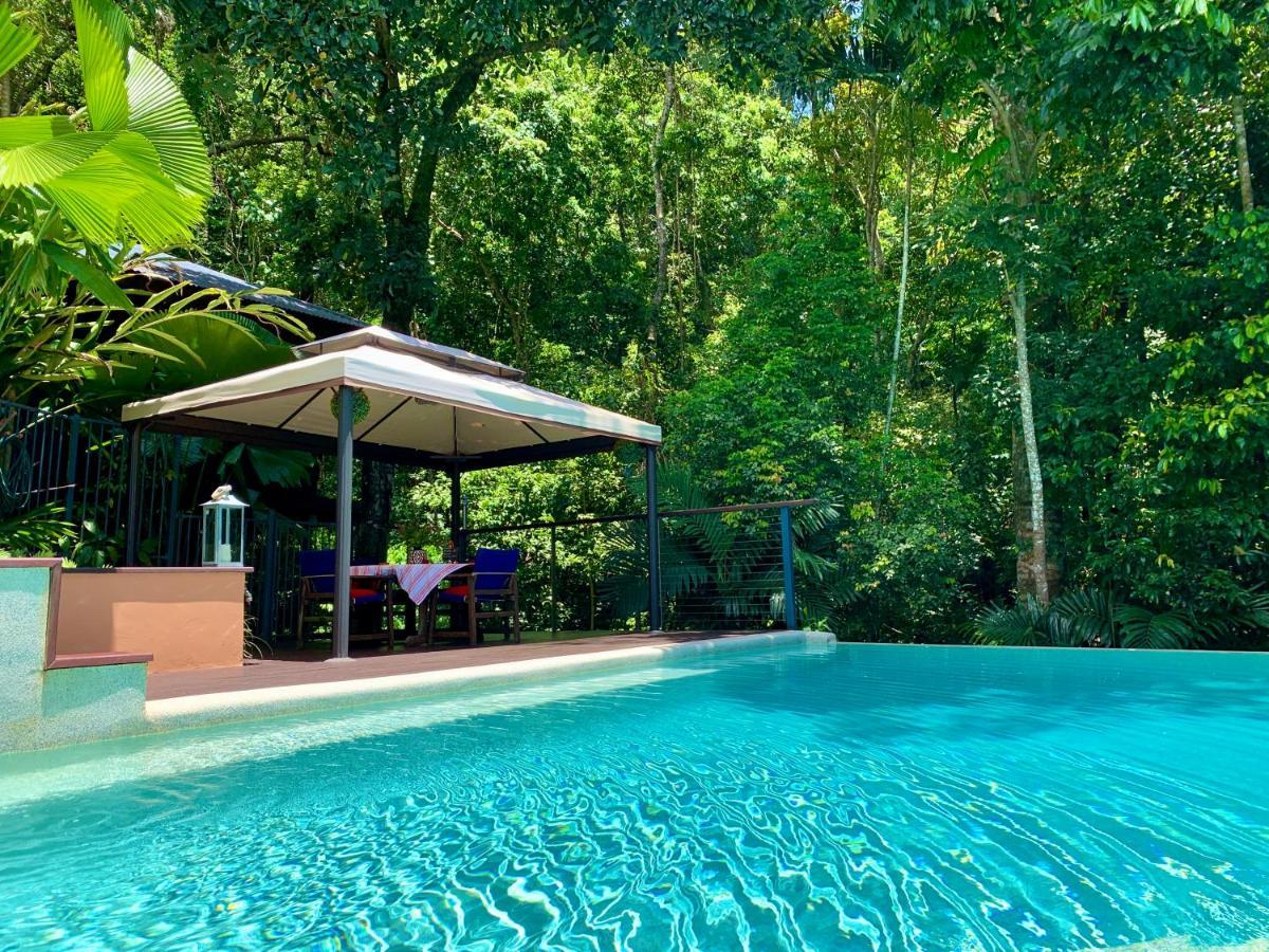 Resort Rainforest Retreat