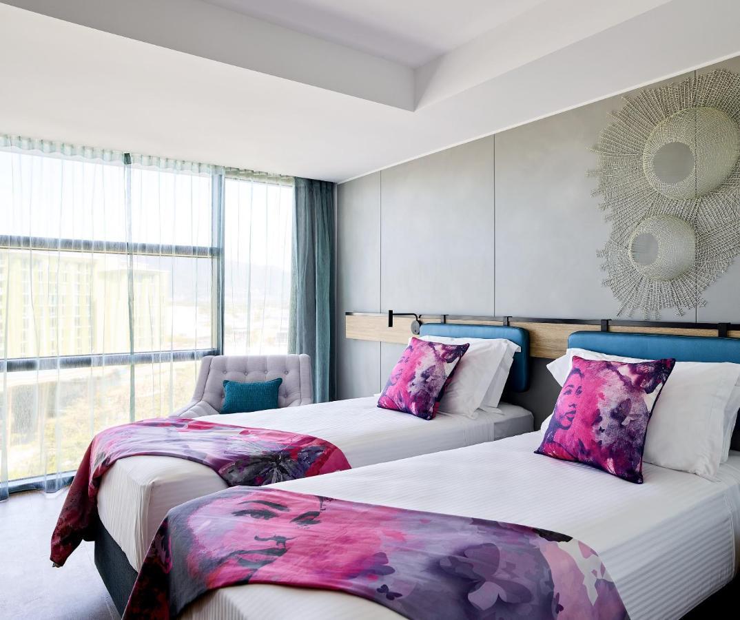 Hotel Crystalbrook Flynn Cairns