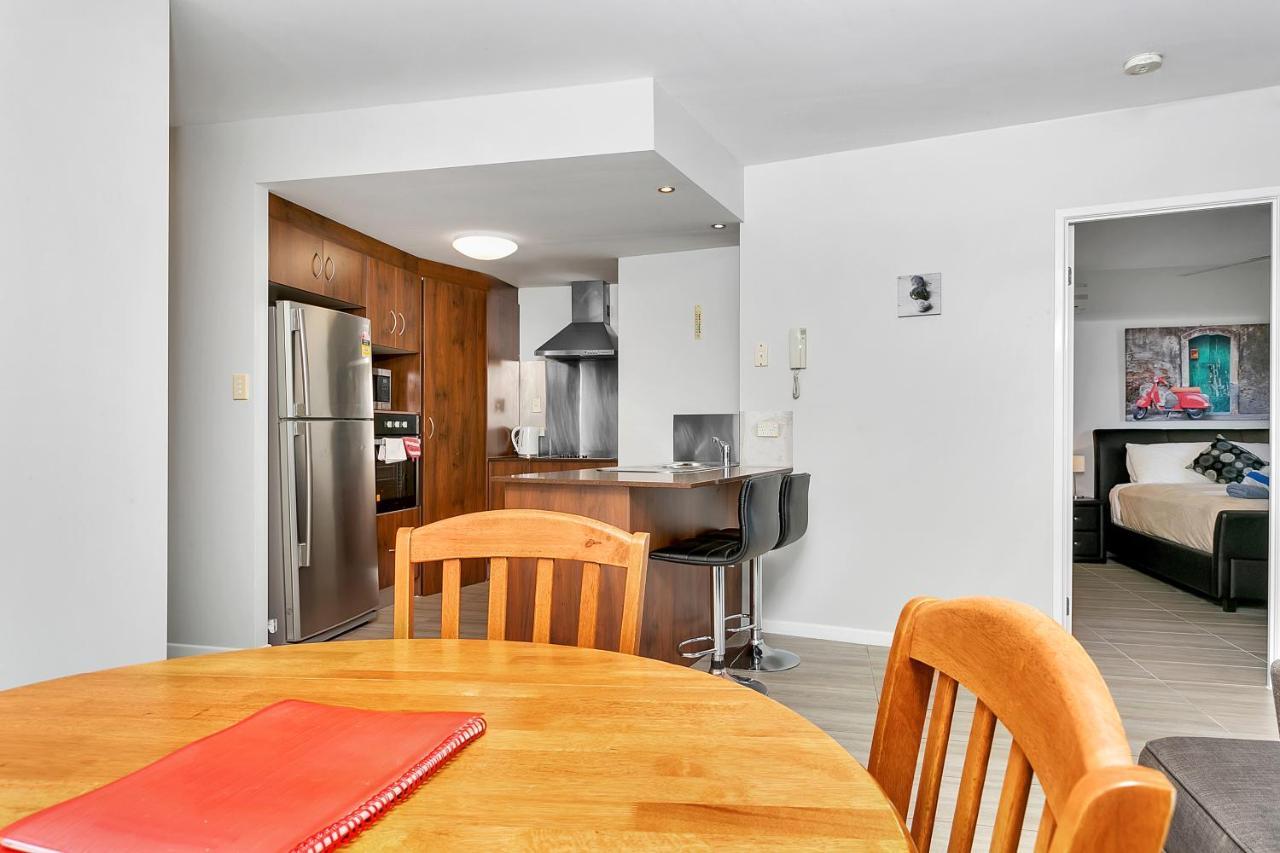 Park Royal Apartment