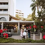Cairns Harbourside Hotel