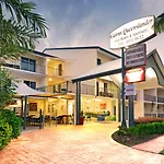 Cairns Queenslander Hotel & Apartments