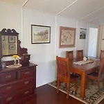 Charming Queeenslander In City Centre