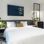 Oaks Cairns Hotel