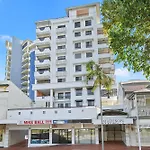 Luxury Oceanview Penthouse Cairns City
