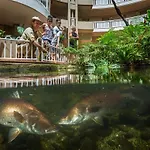 Doubletree By Hilton Cairns