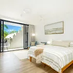 Stylish Cairns Studio Apartment Esplanade/Hospital