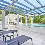 Oceanside At 201 Lake Street