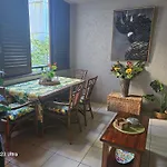 Jackies City Central Apartment