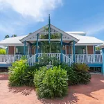 Beach House Cairns