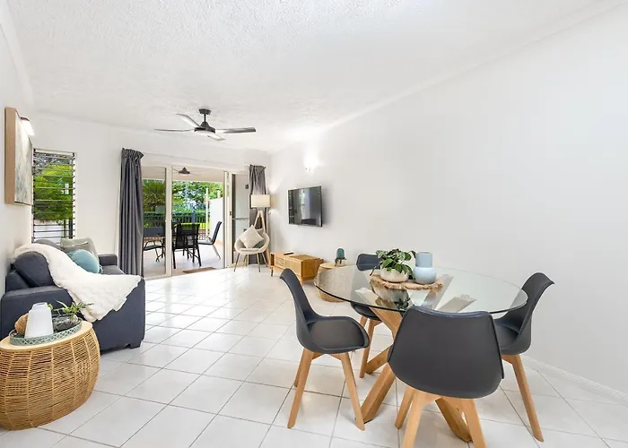 Cairns Esplanade 2Br Waterfront Apartment Sleeps 6
