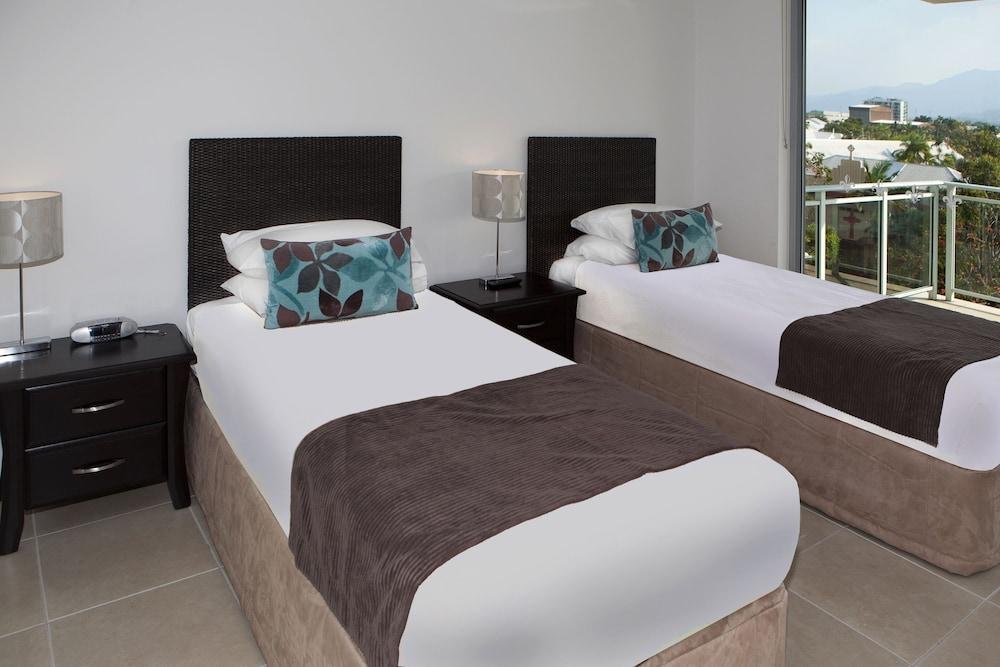 Aparthotel Vision 5*