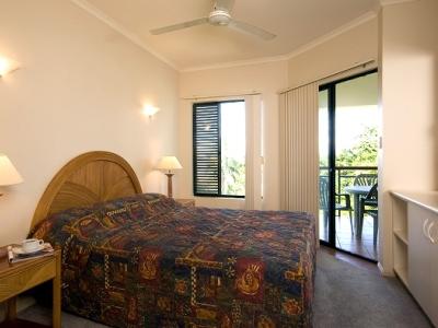 Tropic Towers Aparthotel Cairns