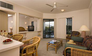 Tropic Towers 4*
