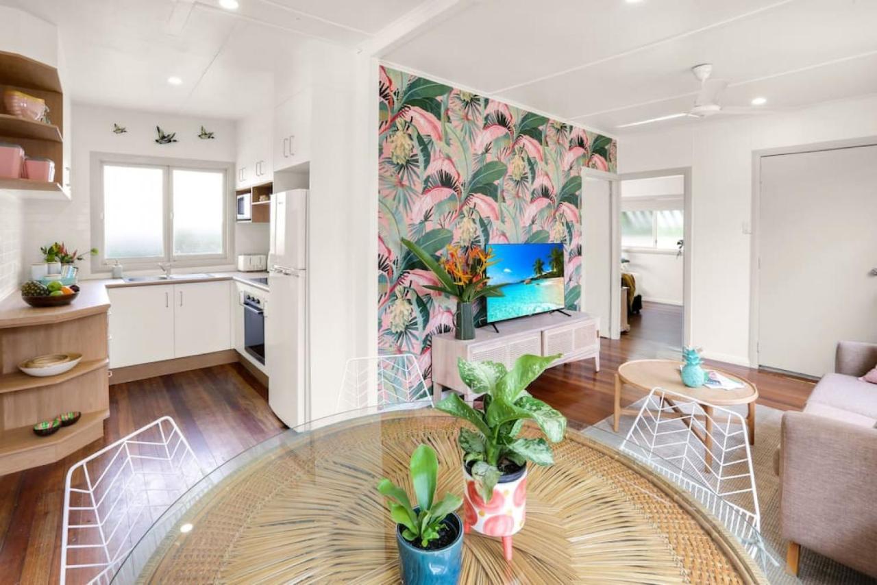 Holiday home Tropicana - Retro Getaway