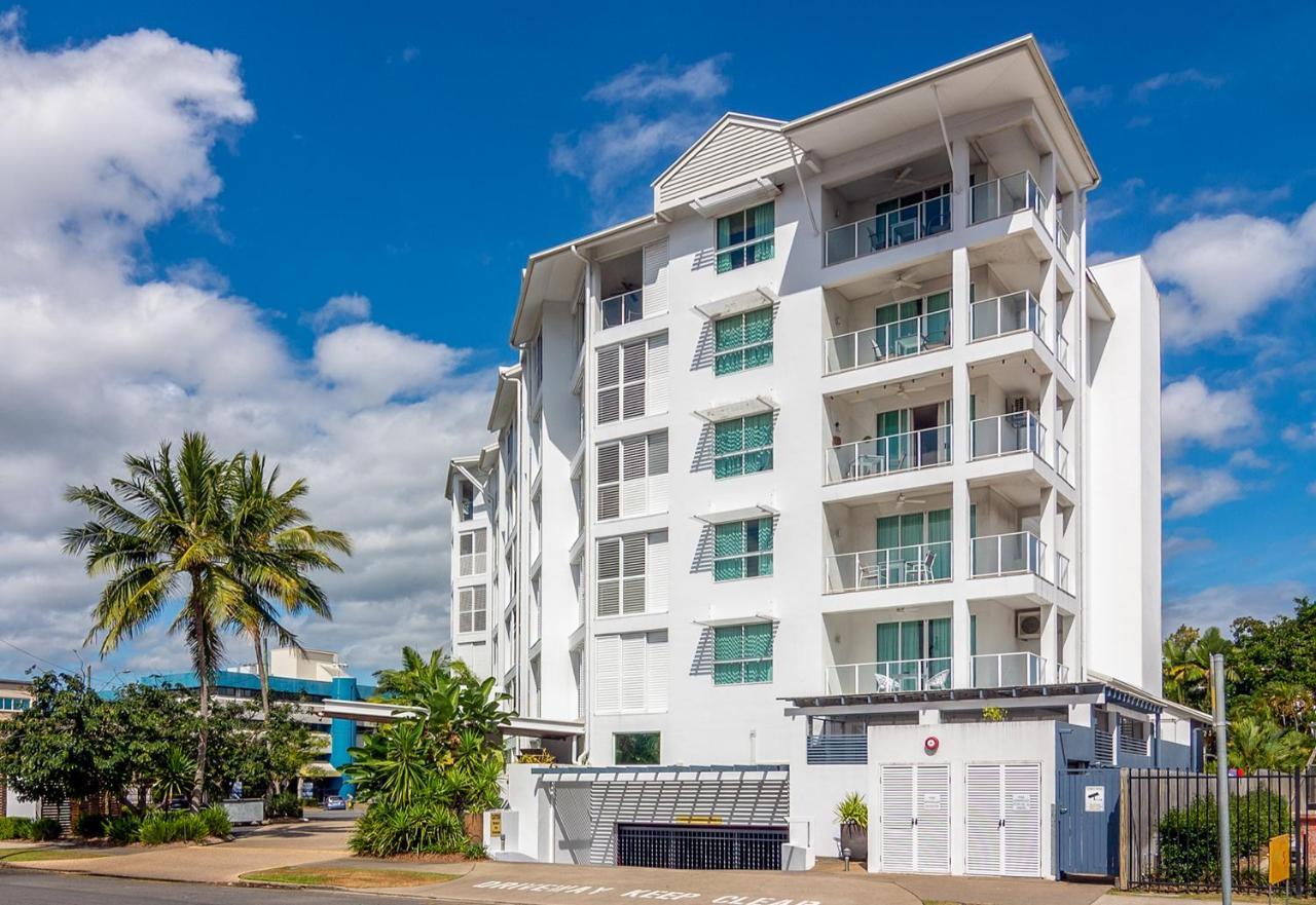 201 Street Resort 4*