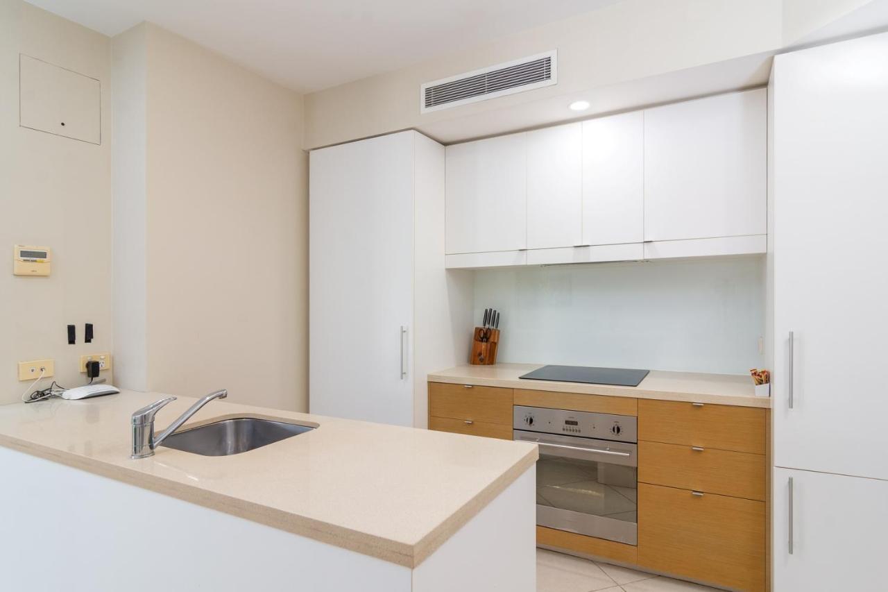 201 Street 4* Cairns
